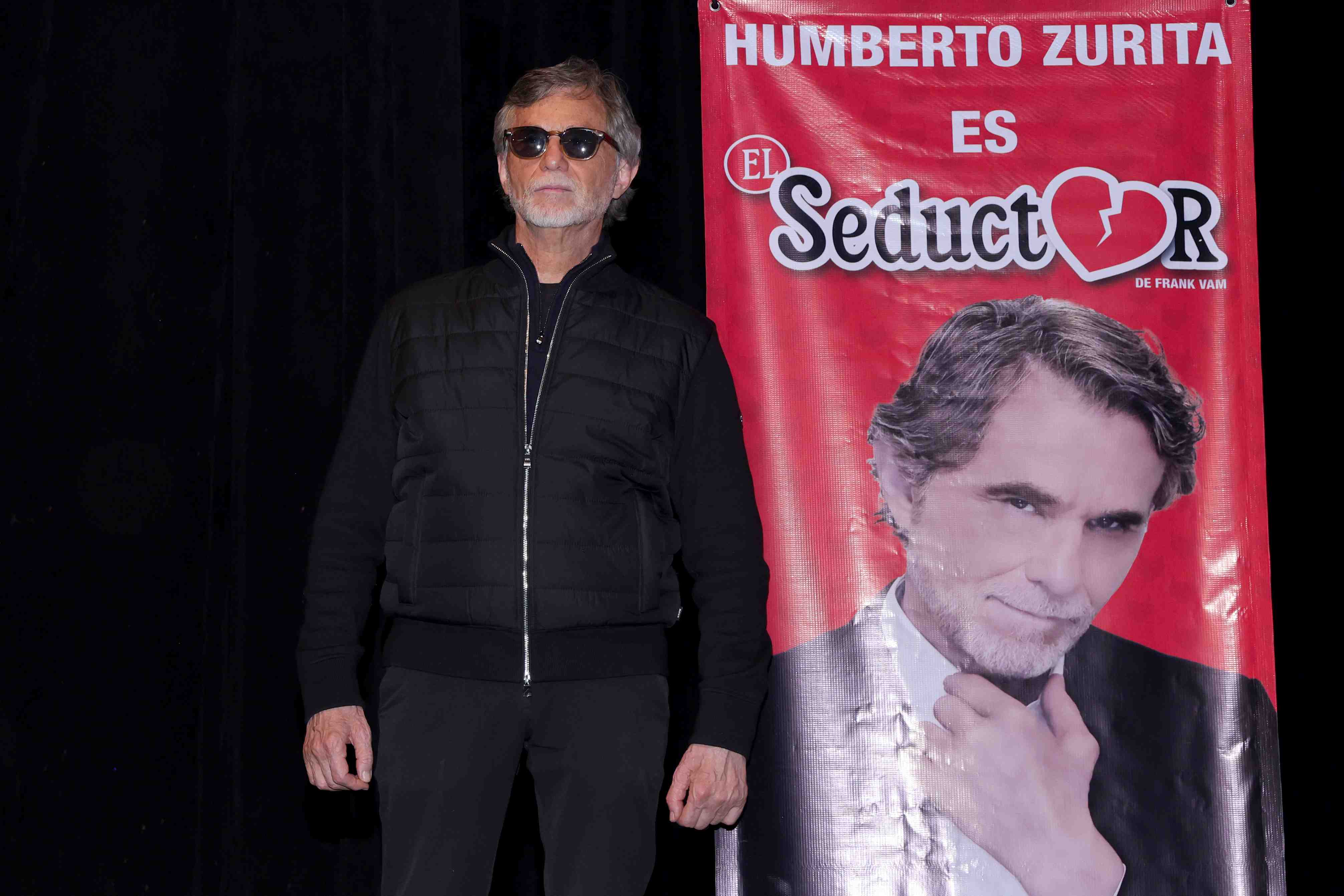 http://www.entrefam.com.mx/img/conferencia_de_prensa_de_la_obra_el_seductor/ENTREFAM010820265635.JPG